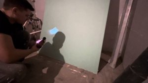 ОБШИВАЮ СТЕНЫ ВАННОЙ ГИПСОКАРТОНОМ