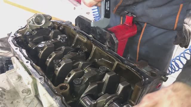 Веста 1.8 Дефектовка двигателя 21179 по причине масложора (Гарантия) смотреть онлайн