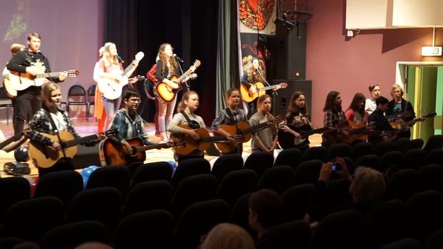 Отчётный концерт гитарной студии "Светлана" смотреть онлайн