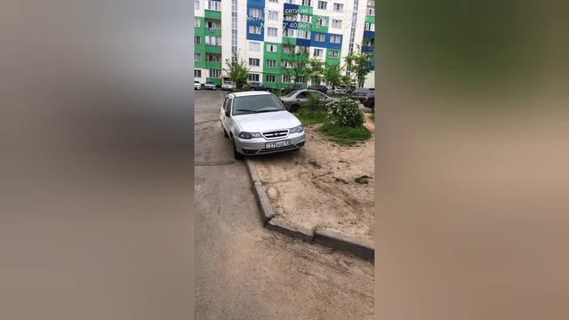 17.05.2024 Алматы Микрорайон Шугыла 341/1 корпус 7,8 стоянка н?