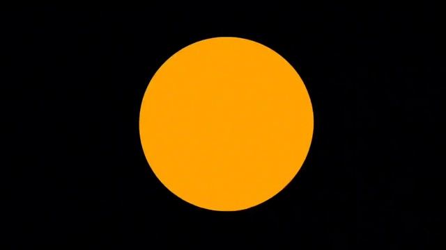 ЖЕЛТЫЙ КРУГ НА ЧЕРНОМ ФОНЕ. АТМОСФЕРА.