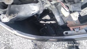 Замена ПТФ противотуманных фар на Nissan Almera N16