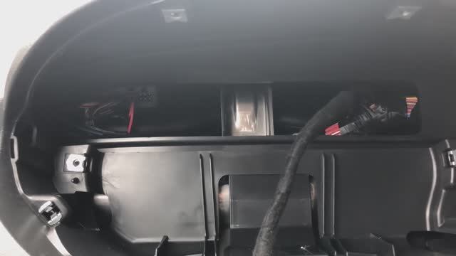 ВЕСТА КРОСС 2018.Надоел скрип! Разбираем панель приборов и проклеиваем! смотреть онлайн