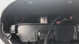 ВЕСТА КРОСС 2018.Надоел скрип! Разбираем панель приборов и проклеиваем!