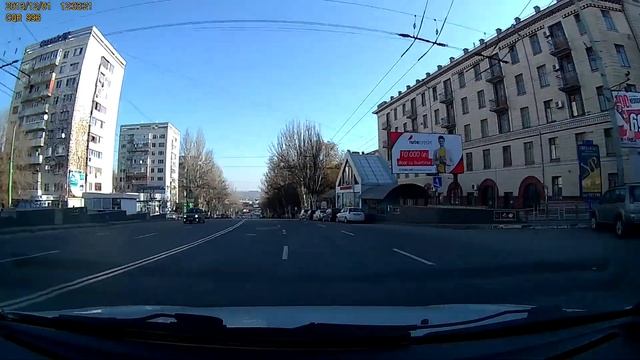 Тест регистратора CarCam Z5 для DRIVE2.RU (день) смотреть онлайн