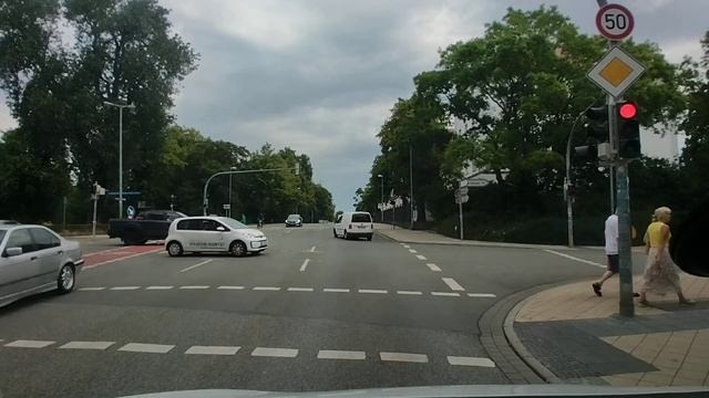 ЗАПРЕЩЕНО ПРОГРЕВАТЬ ДВИГАТЕЛЬ ЗИМОЙ! ШТРАФЫ В ГЕРМАН