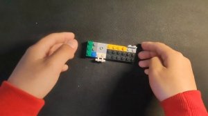 делаю второй раскладной нож из лего (Flip Knife)