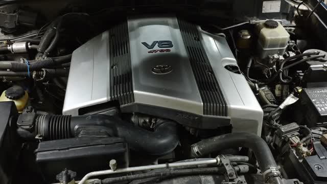 Замена ГРМ и помпы Тойота Ленд Крузер 100 смотреть онлайн