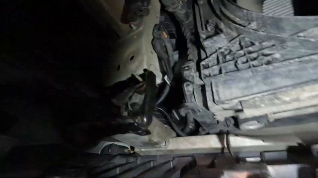 Замена передних рычагов Peugeot 5008 Пежо 5008