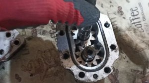 Насос НШ10Е-3-Л. Подача с пузырями