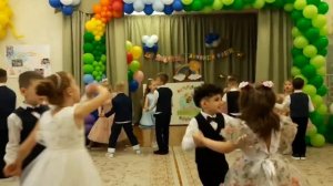 «Дошкольный Вальс» на выпускном в детском саду.
