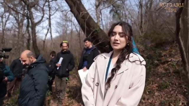 Ветреный Холм за кадром 🥰🥰🫠🫠🫠🫠🫠😍😍😍😍🫠🫠? смотреть онлайн