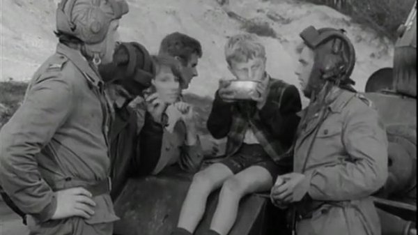 ЧЕТЫРЕ ТАНКИСТА И СОБАКА  (10-12 серии)