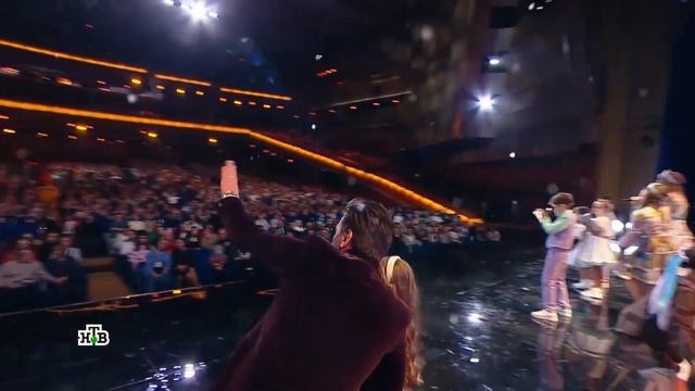 «Весеннее танго» — Варвара и Руслан Алехно и Домисоль смотреть онлайн