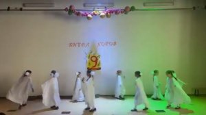 Танец на песню «Журавли»  1а класс,СОШ25,Якутск