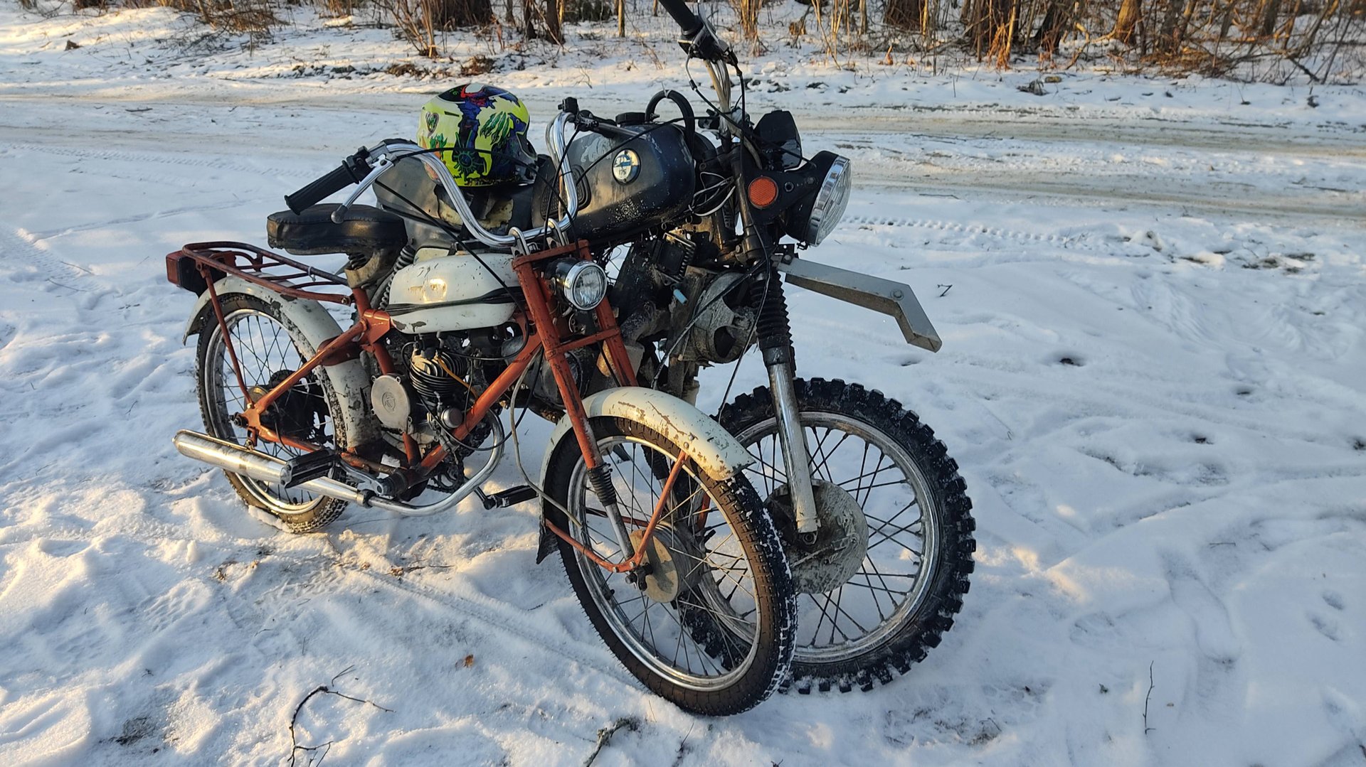 Восход 350 Инжектор заглох и больше не заводиться, замкнула проводка смотреть онлайн