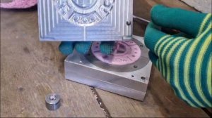 Изготовление матрицы для литья пластика. Деталь прост