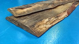 Шикарная идея из старых досок!!! Жена и дети в восторге.