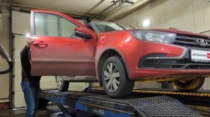 Капот под замену? Проблемы Lada Granta обзор авто через ЧЕТ?