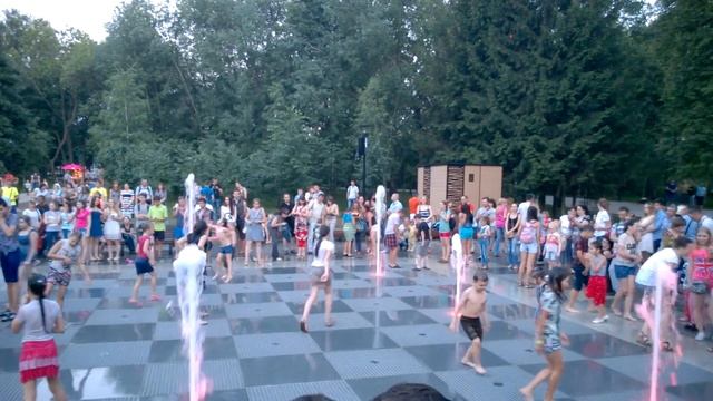 Казань. Поющие фонтаны. смотреть онлайн