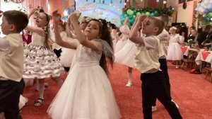 Танец "День непослушания". Группа №11 "Почемучки"