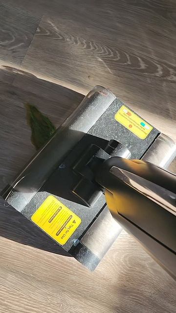 Моющий пылесос (уборка блевотины кота)