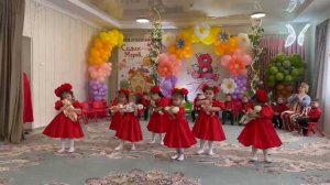 8 Марта! Танец с куклой