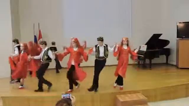 Легкий турецкий танец смотреть онлайн