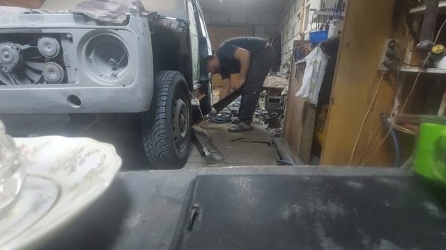 ВЫРЕЗАЕМ ПОРОГ ОТ НИВЫ смотреть онлайн