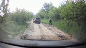 Лада Ларгус не отстаëт от Ленд Крузера. Объезд пробки на Гагаринском мосту Чебоксары.