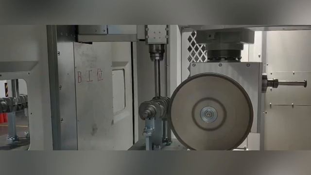 Высокоскоростные роботизированные комплексы для черновой обдирки и шлифовки коленвалов смотреть онлайн