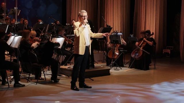 АЛЕКСАНДР БАЛАШОВ - ПЕСНЯ ПЕРВОЙ ЛЮБВИ