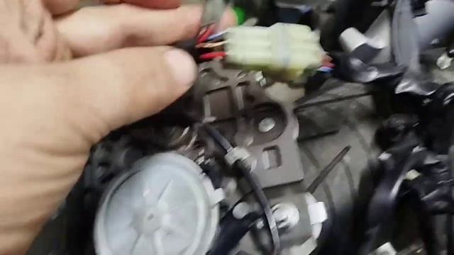 Как работает стеклоподъёмник Ямаха FJR1300