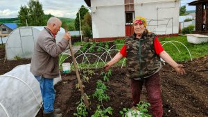Хроника дня // мама помогает дочери 😏//