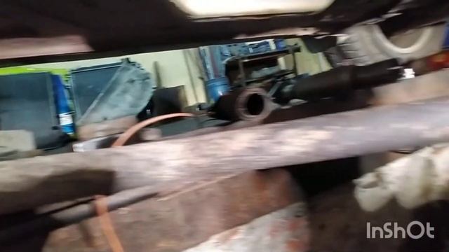 Рено Дастер 2014г.Развалилась гофра глушителя.