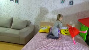 Маргарита и Лера играют в кухню