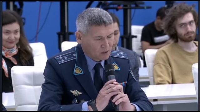 Водители мопедов не обязаны ездить в светоотражающих