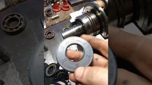 Не качественные сальники на снегоходе Полярис Вайтра?