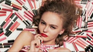 Реклама Помада Шанель Руж Коко Глосс 2017