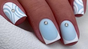 Красивый повседневный маникюр