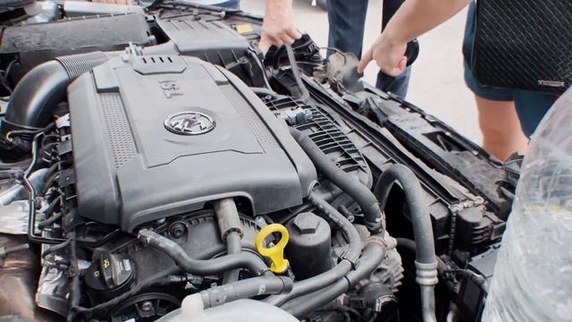 Покупаем Skoda Octavia Scout 1.8 Заряженный универсал на полном