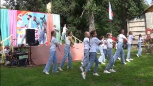 Флеш-моб «Матушка-земля» - День молодёжи 2024