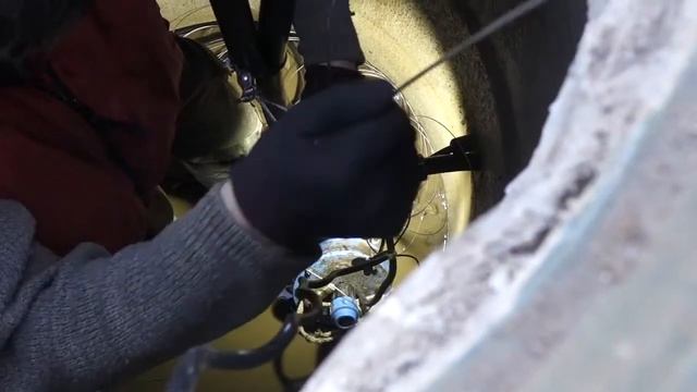 Насос GRUNDFOS SQ 2 100 извлечение из скважины оторвалась ПНД труба с оголовка и трос 7 лет службы смотреть онлайн