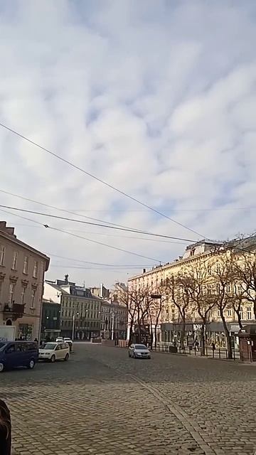 ул. Валова, угол Галицкой, центр Львова, 2023/3