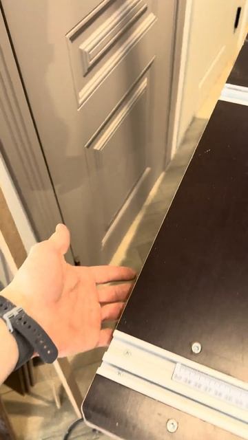 Розетка для инструмента встроенная под верстак #бород