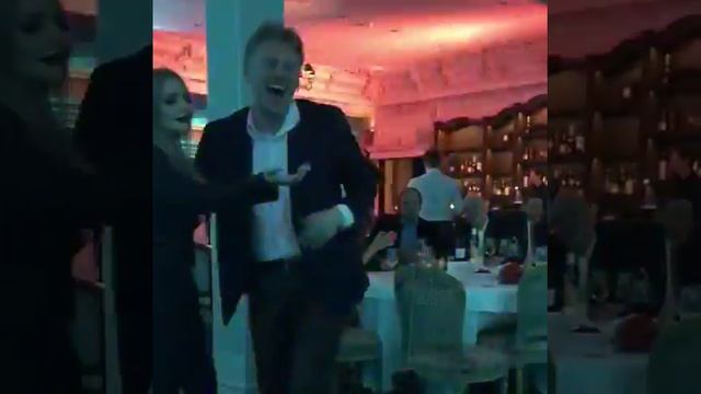 Дмитрий и Елизавета Песковы танцуют оригинальный тан? смотреть онлайн