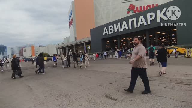 2023 г МОСКВА _ ТРЦ АВИАПАРК _ АКВАРИУМ ИЗ КНИГИ РЕКОРДОВ ГИННЕСА _ РЫБА БЛОГЕР _ МУРЕНА НАСТЯ