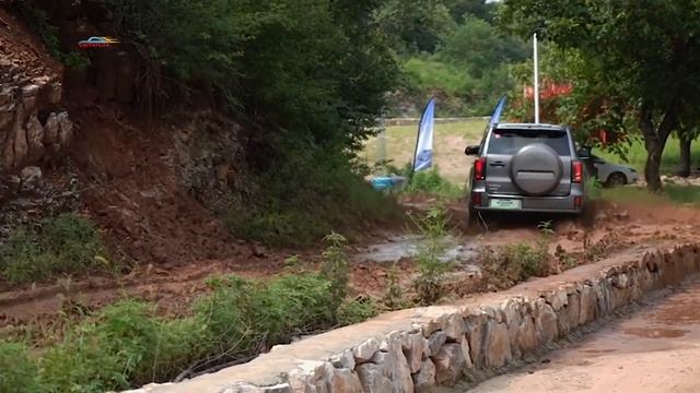 2025 BAIC BJ60 EREV: Внедорожник с Увеличенным Запасом Хода!  Car