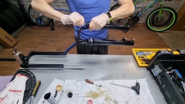 Нулевое ТО вилки RockShox