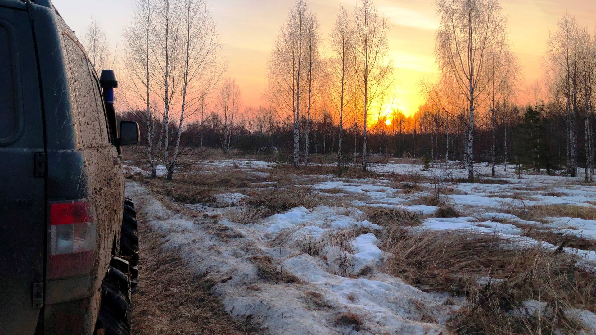 УАЗ Росомах или построил вездеход и уехал на нем в Тайгу. Рев медведя.